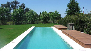 colocación de decks para piscinas